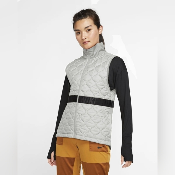 Nike Aerolayer Quilted Vest Grey with Black Accents, Size Small - Picture 1 of 6